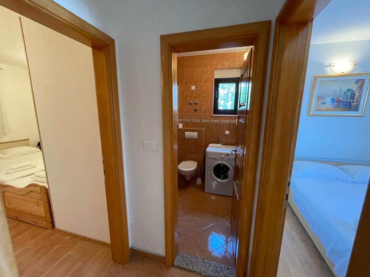 Apartment Jakasa โตรกีร์ ภายนอก รูปภาพ