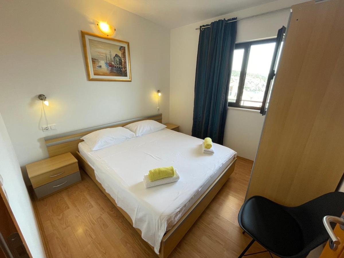 Apartment Jakasa โตรกีร์ ภายนอก รูปภาพ