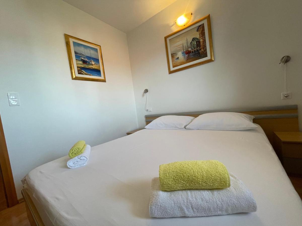 Apartment Jakasa โตรกีร์ ภายนอก รูปภาพ