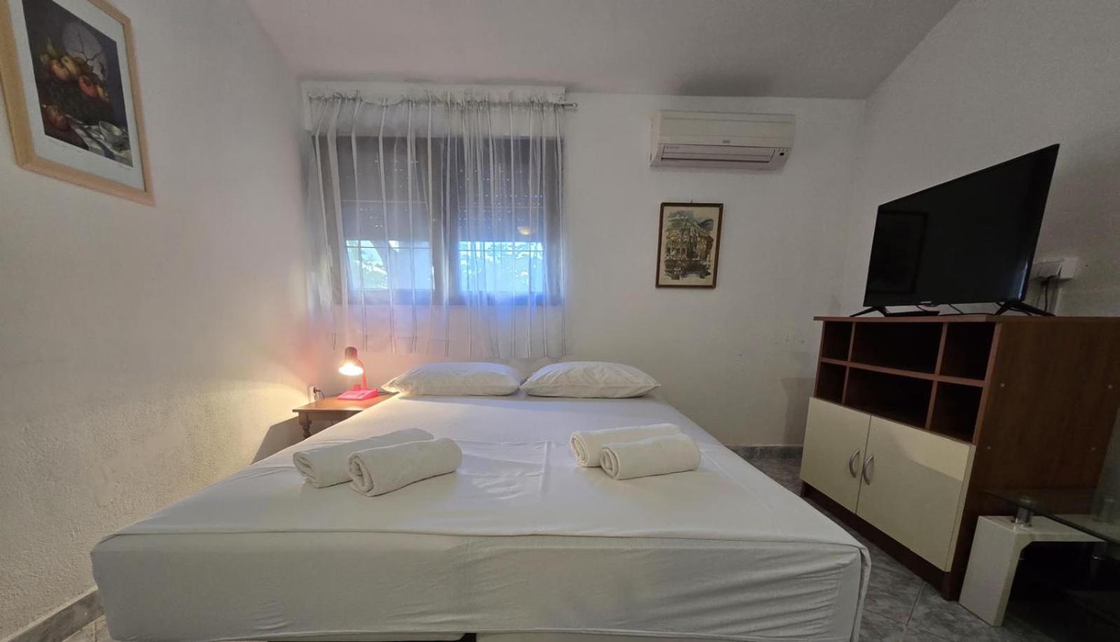 Apartment Jakasa โตรกีร์ ภายนอก รูปภาพ